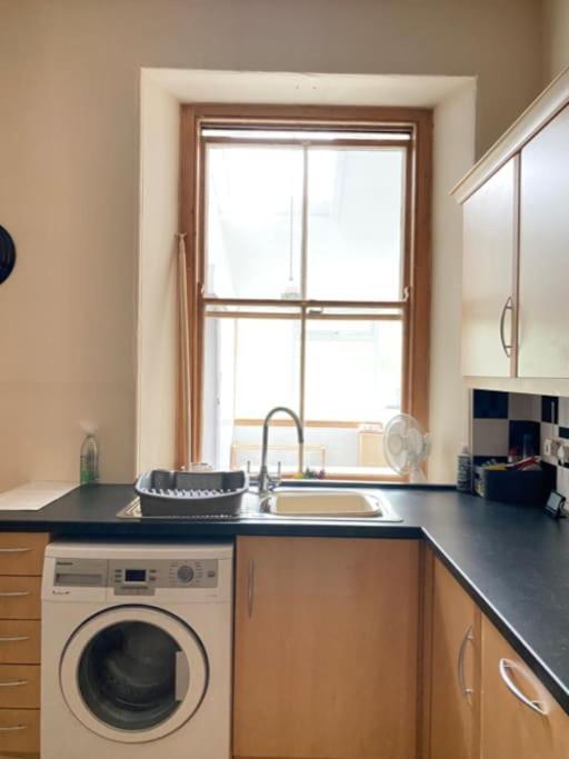 Dalry  St John'S Flat Spacious Accomodation מראה חיצוני תמונה