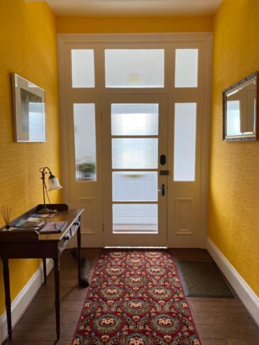 Dalry  St John'S Flat Spacious Accomodation מראה חיצוני תמונה