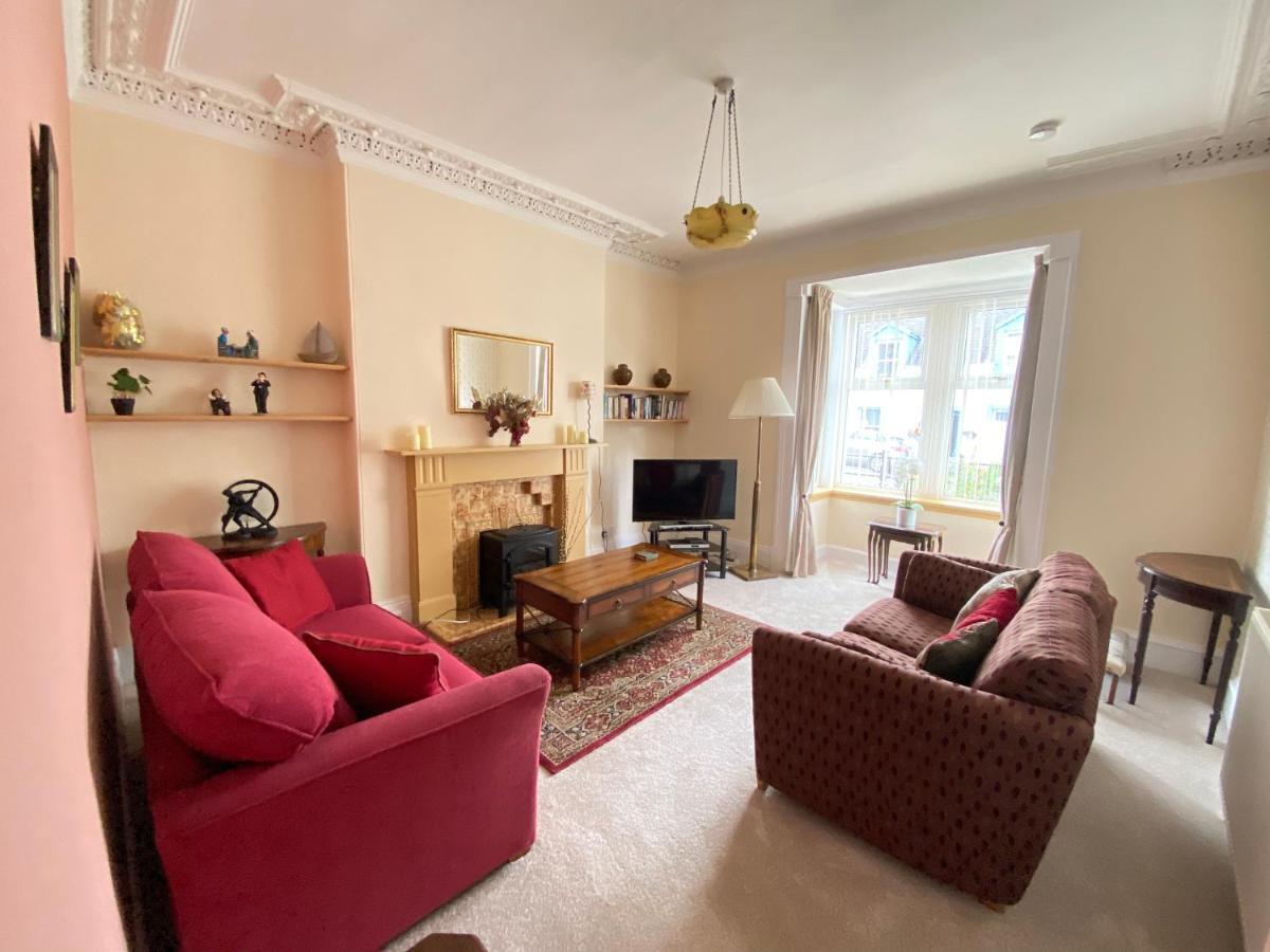 Dalry  St John'S Flat Spacious Accomodation מראה חיצוני תמונה